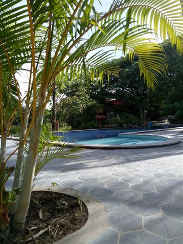 Samathi Lake Resort 45/48