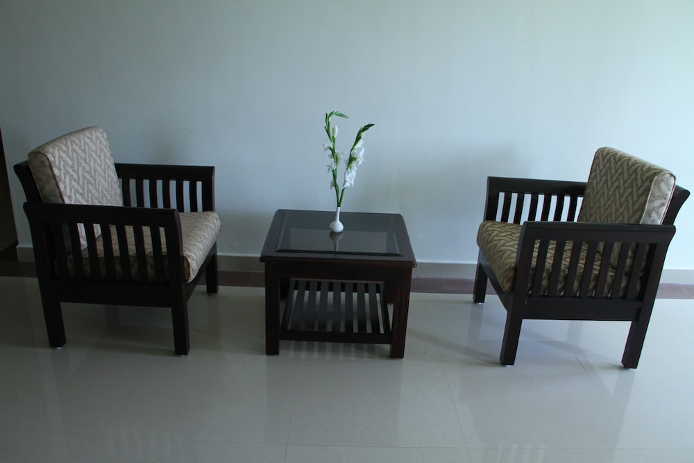 Hotel South Regency 23/34