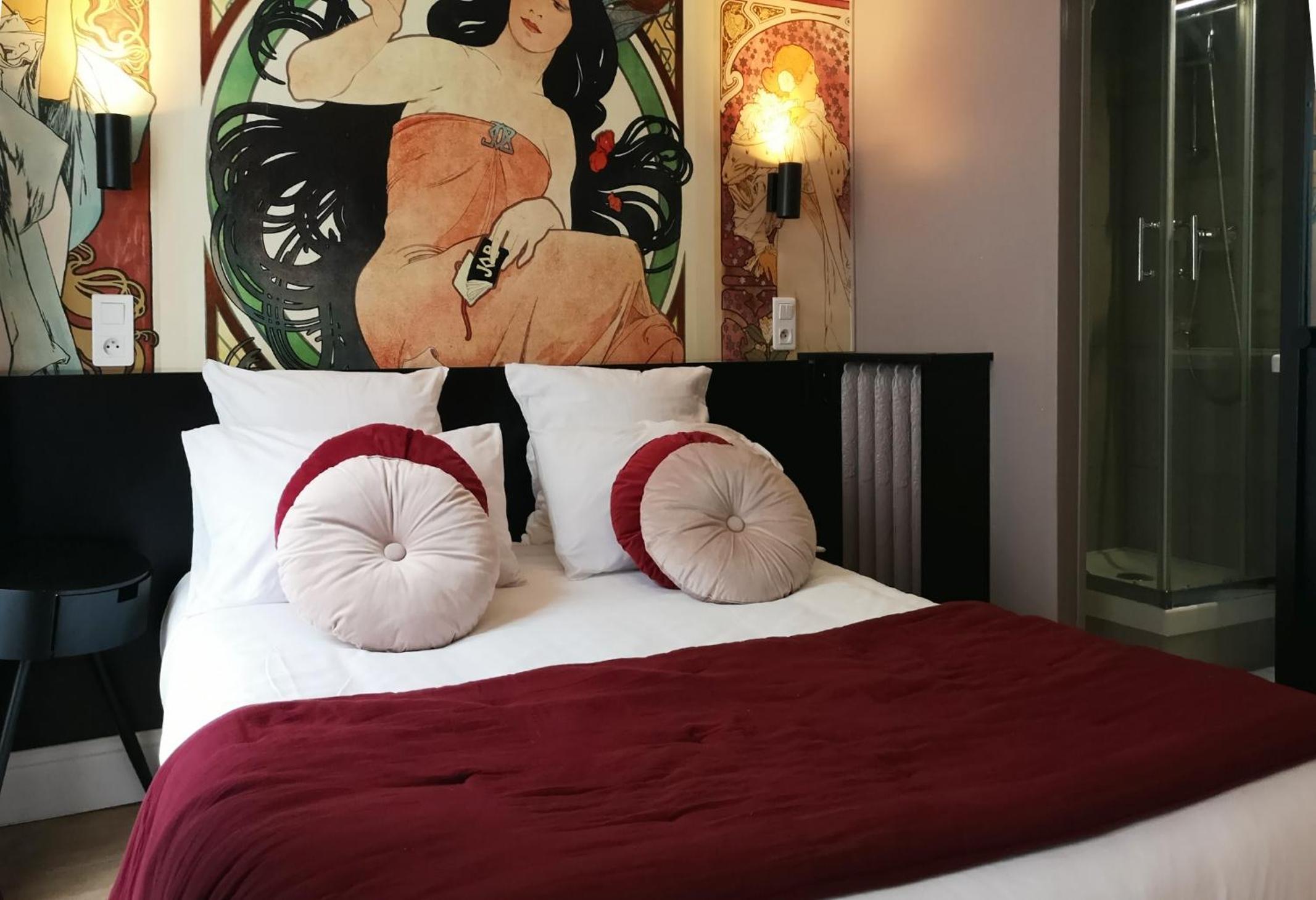 Room, Double Bed, HOTEL HIPPODROME 7/10