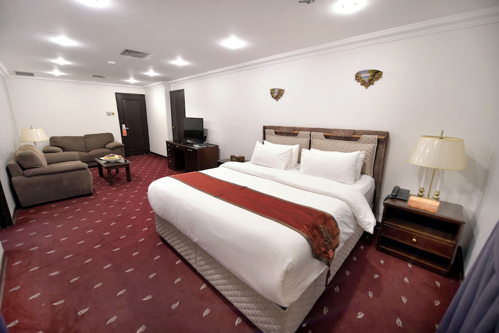 Carlton Tower Hotel 20/55