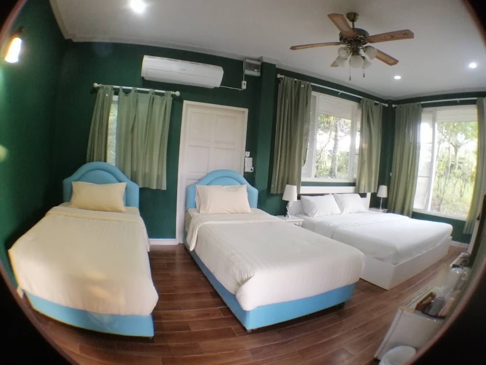 Khaoyai Nature Retreat 12/48