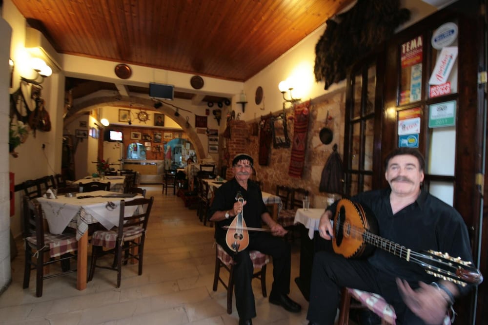 Chania Rooms 33/48