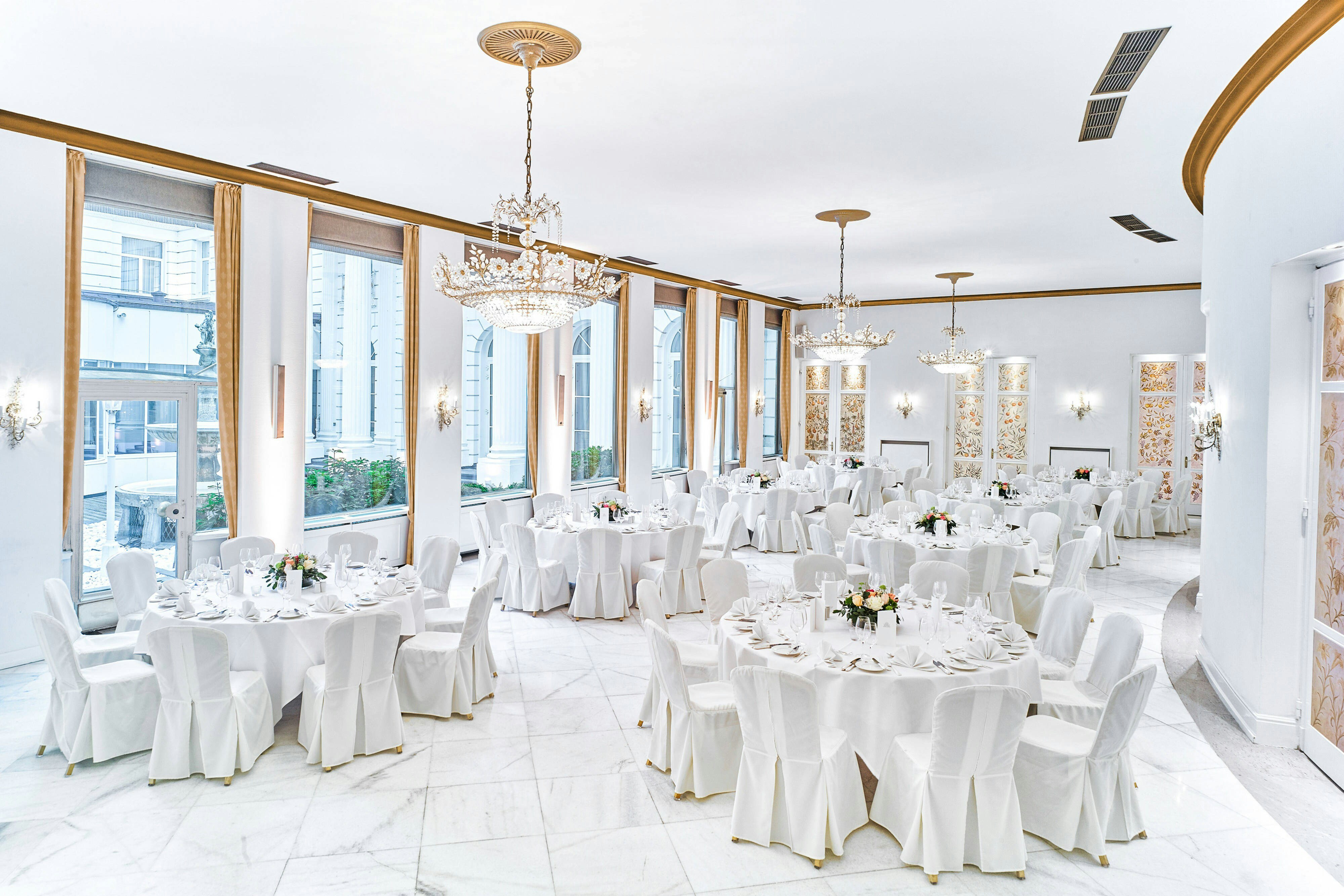 Hotel Atlantic Hamburg, Autograph Collection 29/42