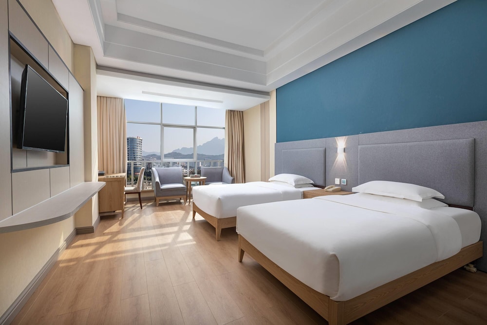 Ramada by Wyndham Zhangjiajie Tianmen Mountain 32/49