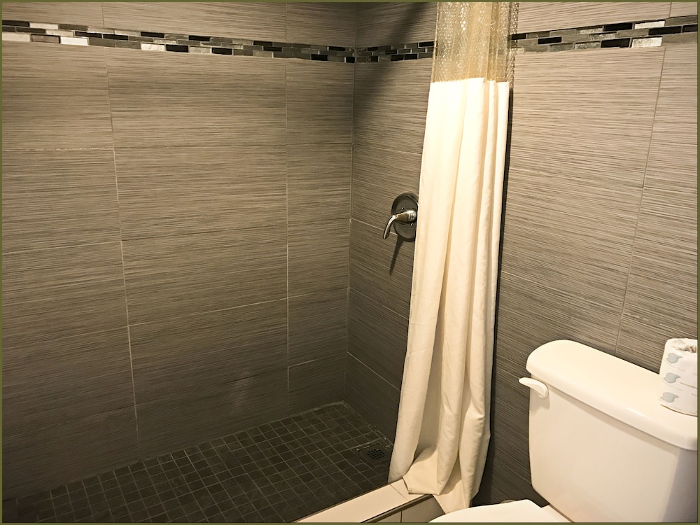 Stay Inn and Suites 41/76