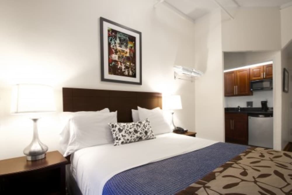 HOTEL 309 26/50