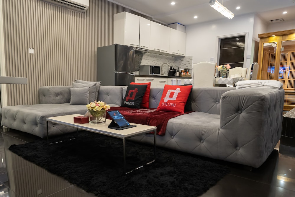 Luks Lofts Hotel & Residences 34/50