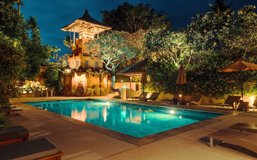 The Pavilions Bali 66/69