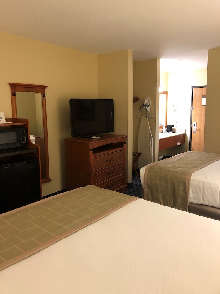 Days Inn by Wyndham Brigham City 12/27