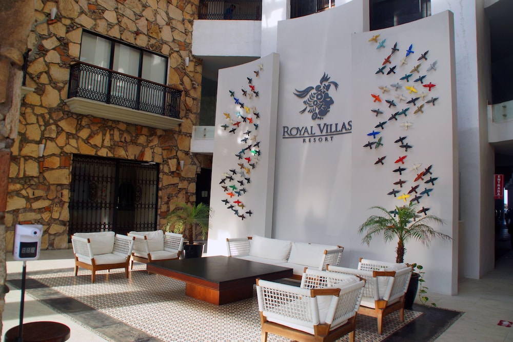 Royal Villas Resort Hotel 45/65
