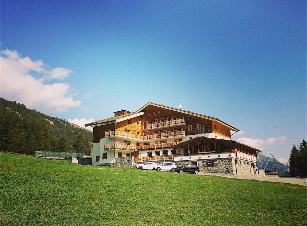 Sport Hotel 26/28