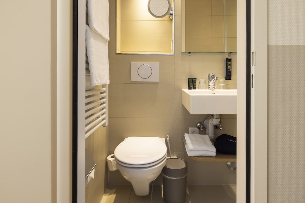 Fred Hotel Zurich Hauptbahnhof 49/50