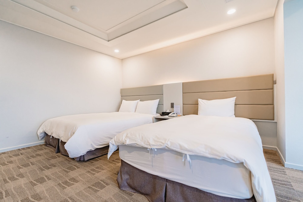 Cocoon Hotel 19/50