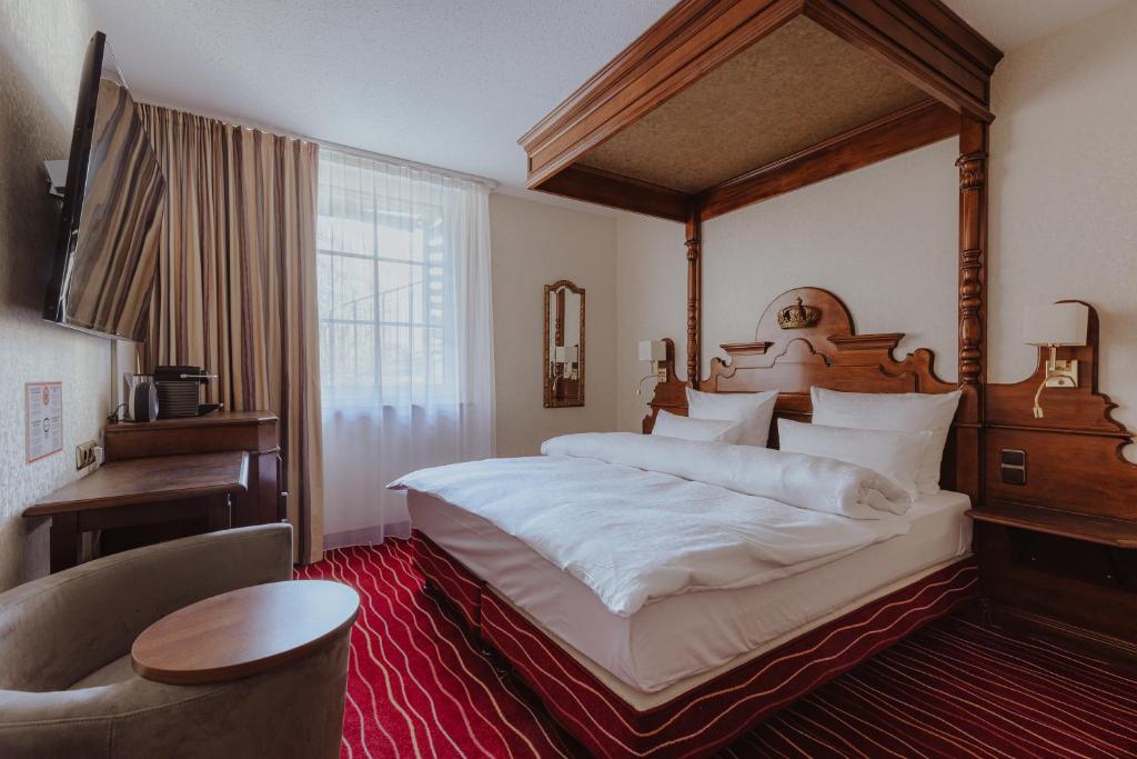 غرفة قياسية بسرير مزدوج أو سريرين منفصلين، Kings First Class Hotel 2/4