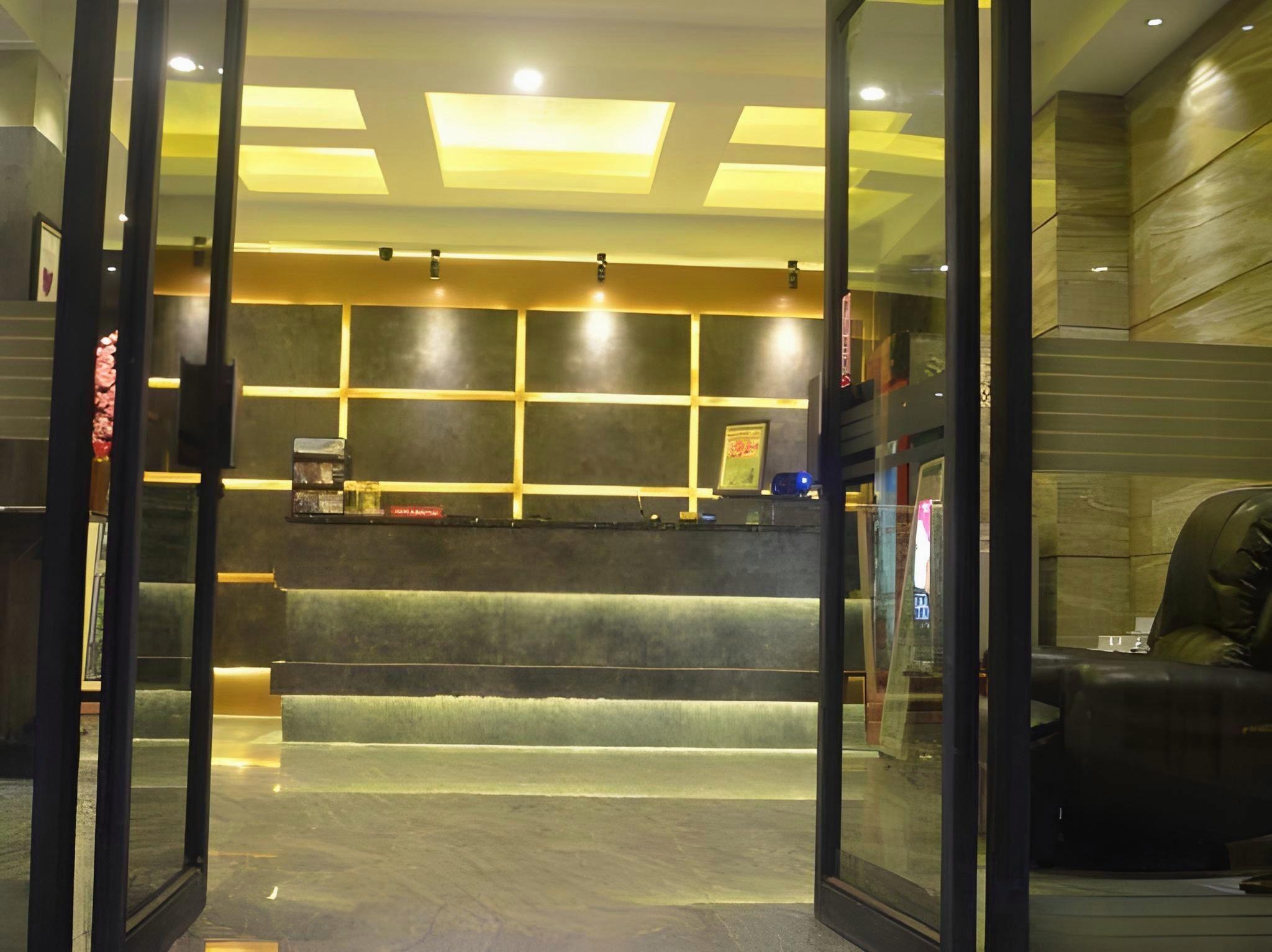 Hotel Mustika Gajah Mada 15/74