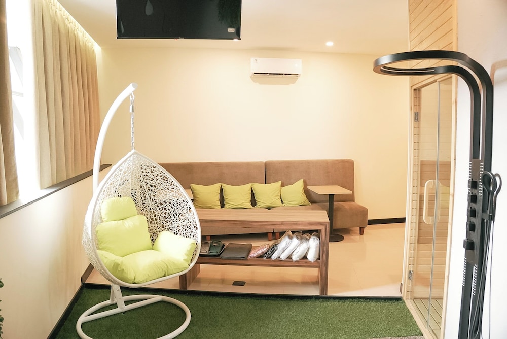 Oak Tree Urban Jakarta 47/71