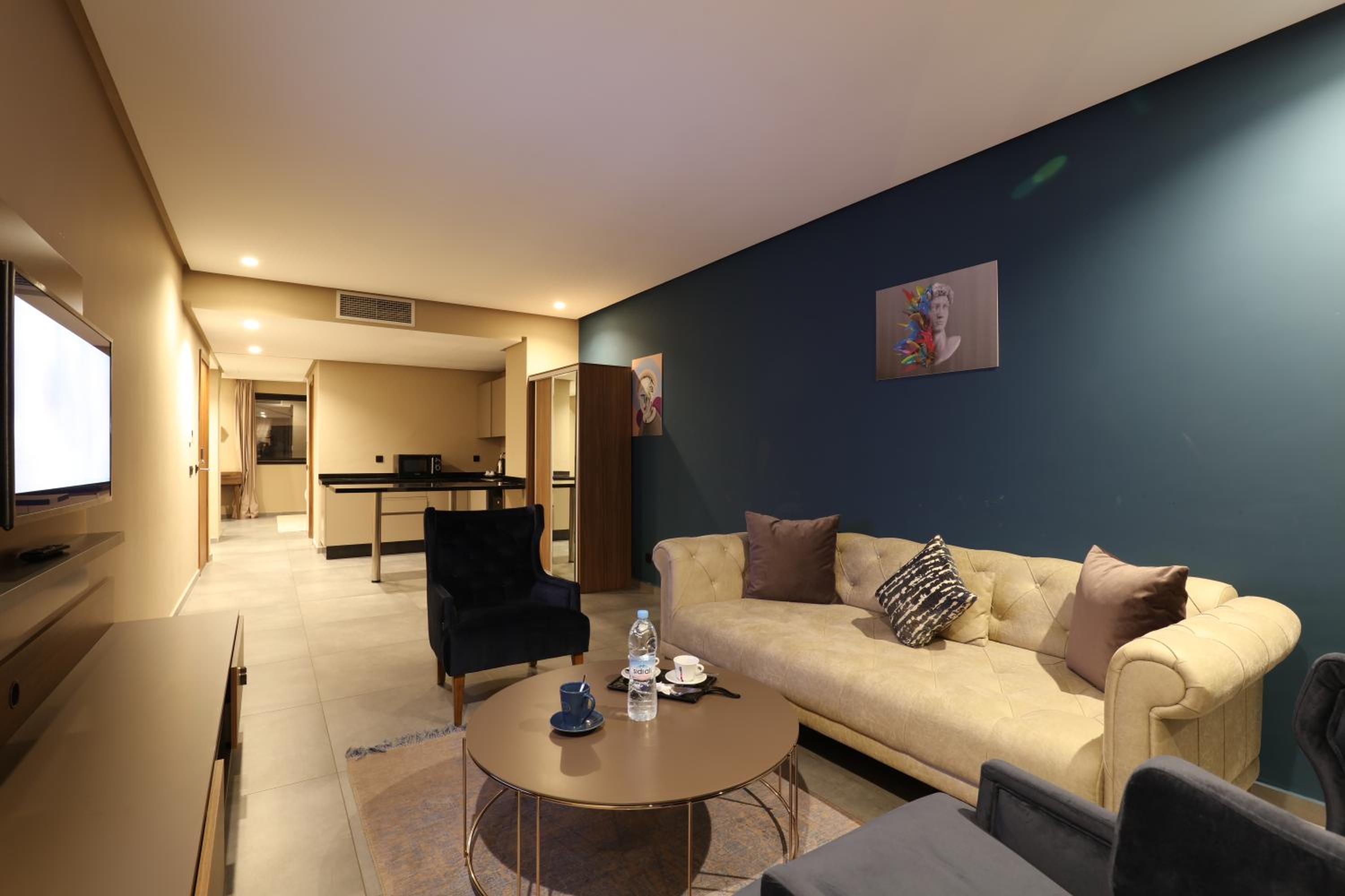 Address Hotel 32/50