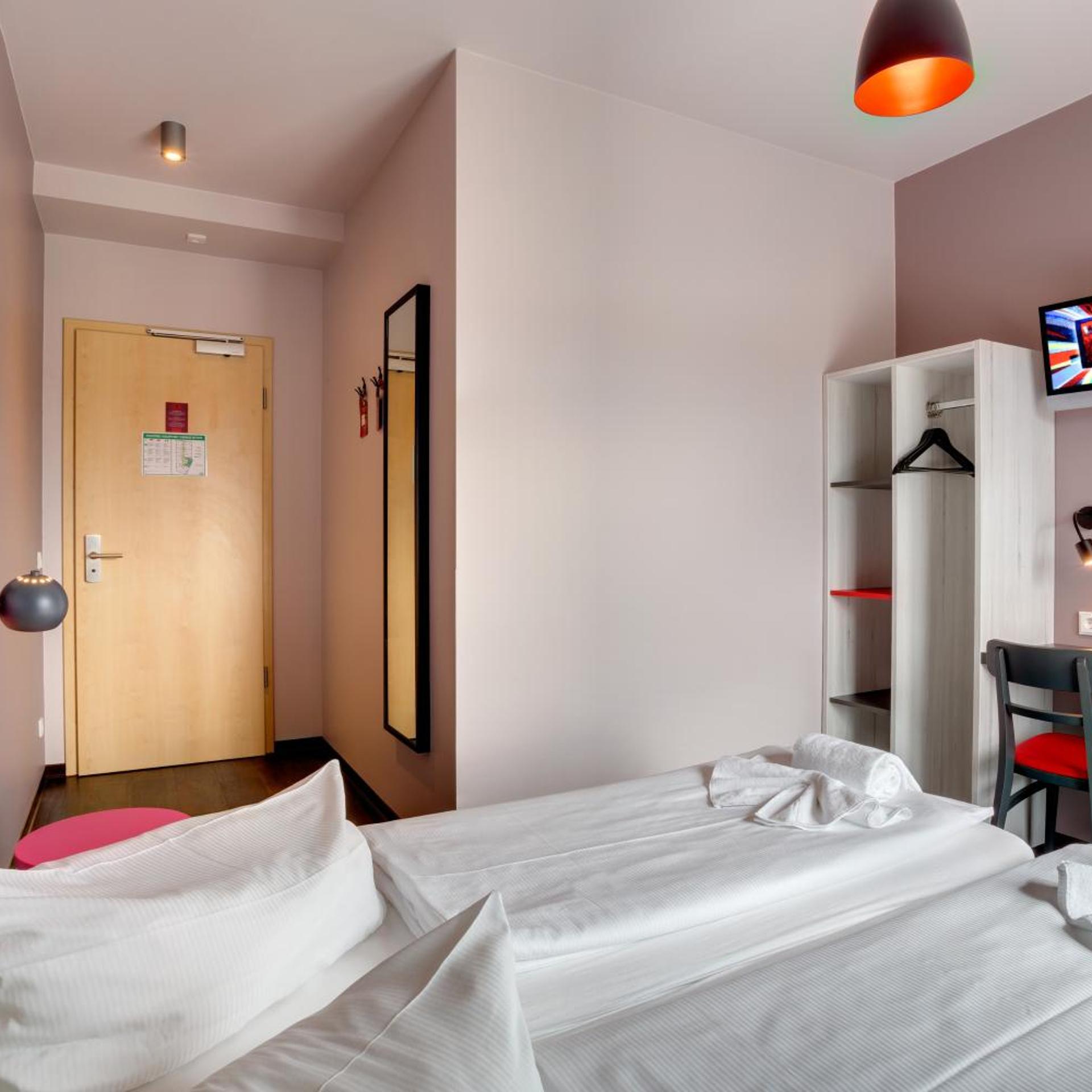 Meininger Hotel Berlin Alexanderplatz 3/39