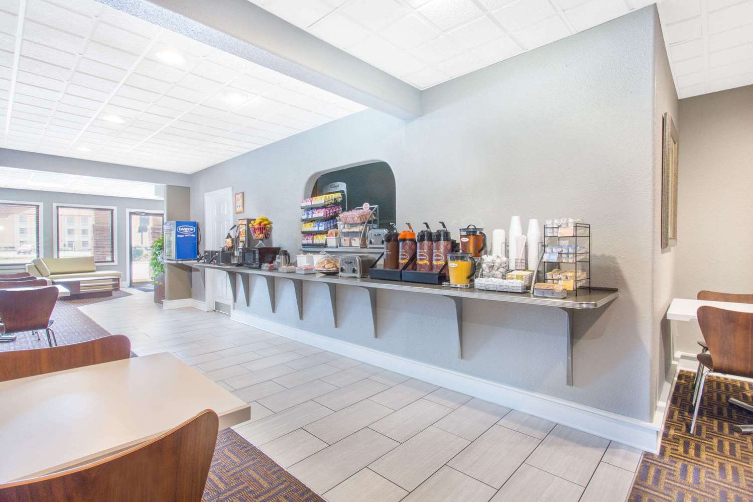 Super 8 by Wyndham Wytheville 6/10
