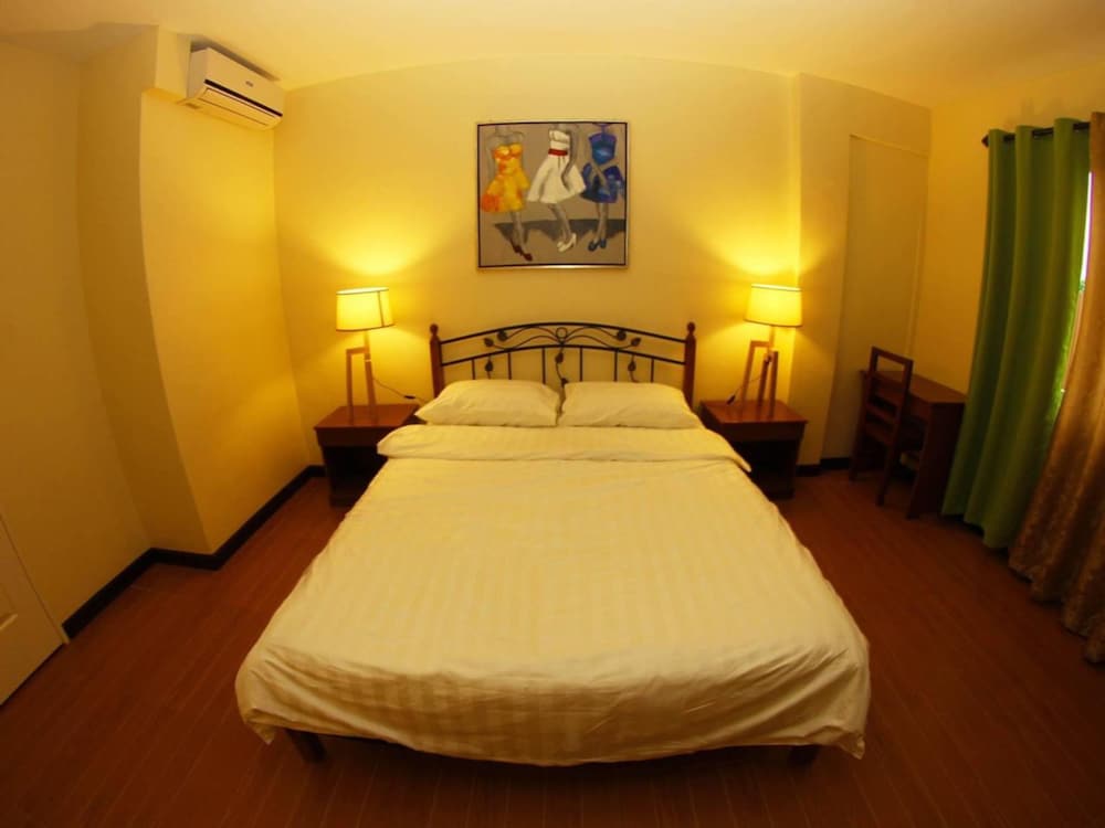 Laciaville Resort And Hotel 12/50