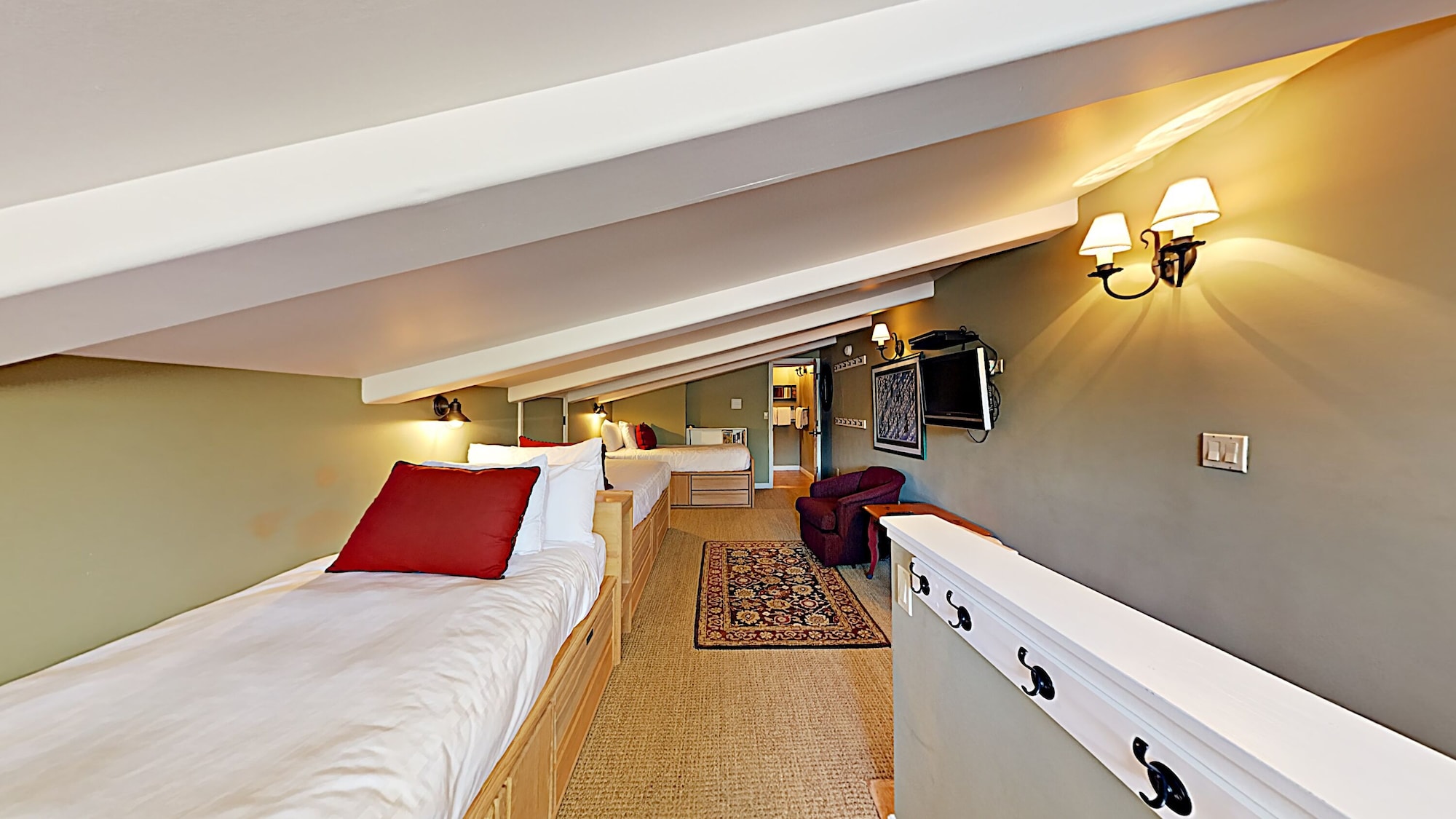 2 Bedrooms, Plus, Loft, Deluxe, 4 Beds, King and Queen Bed