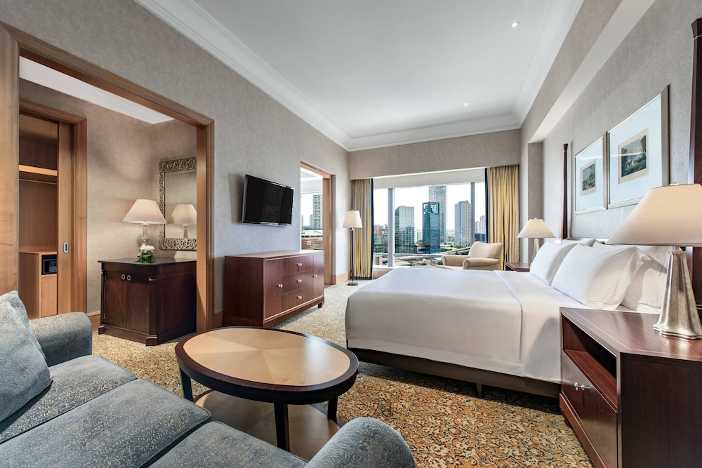 Ritz Carlton Jakarta Mega Kuningan Hotel 37/52