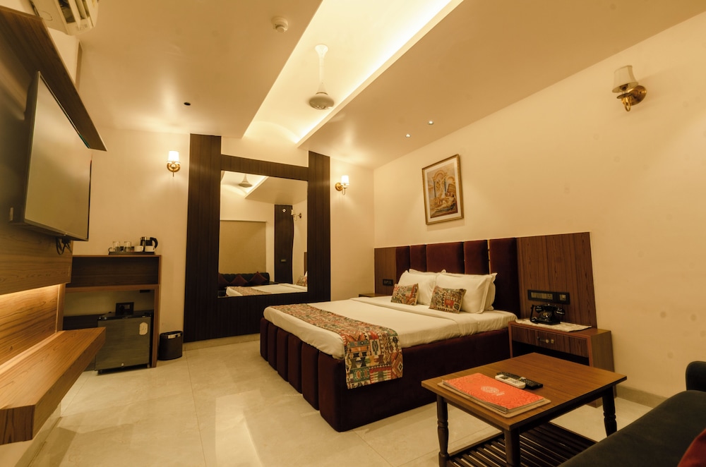 Jullundur Hotel 16/49