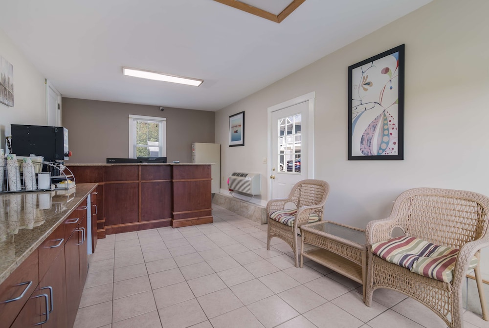 Americas Best Value Inn-Scarborough/Portland 29/38