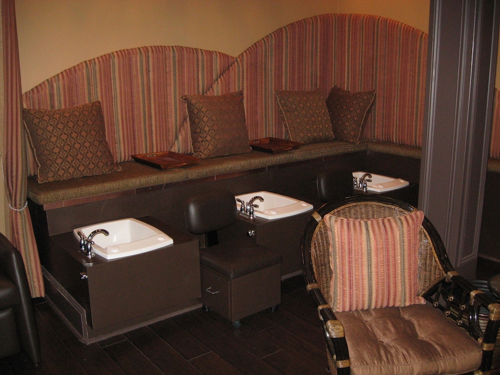 Columbia Gorge Hotel And Spa 46/62