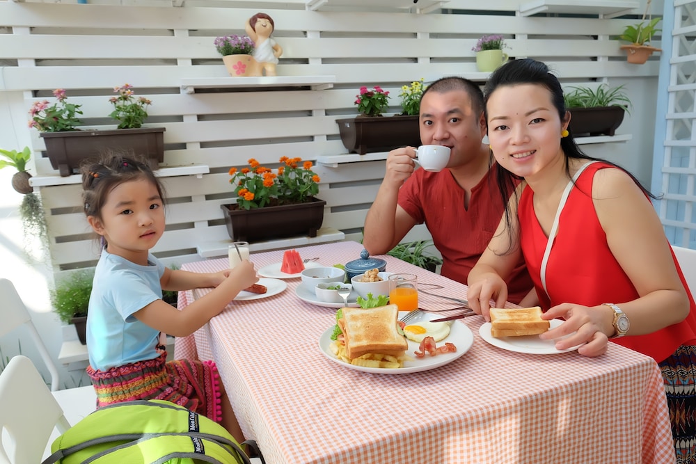 Baan Pastel Boutique Hotel Hostel 58/70