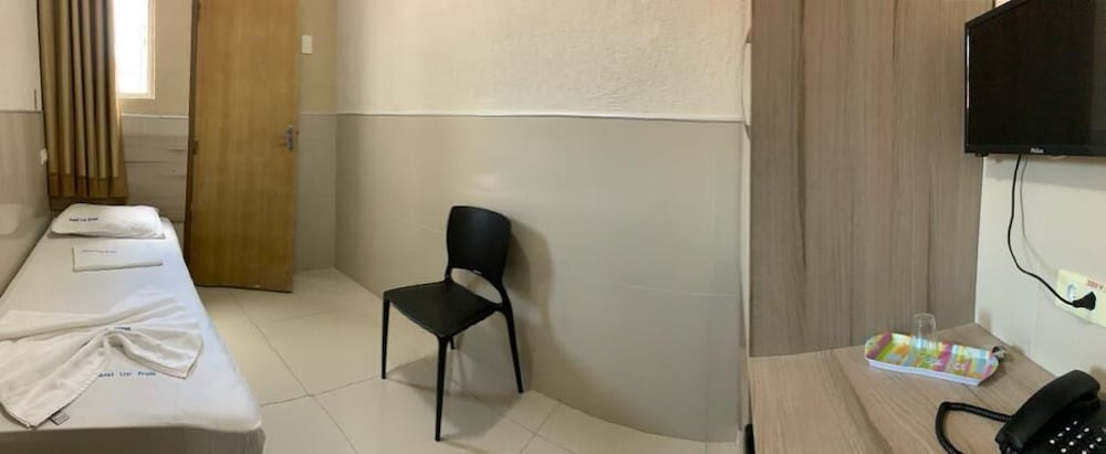 Hotel Uzi Praia 16/16