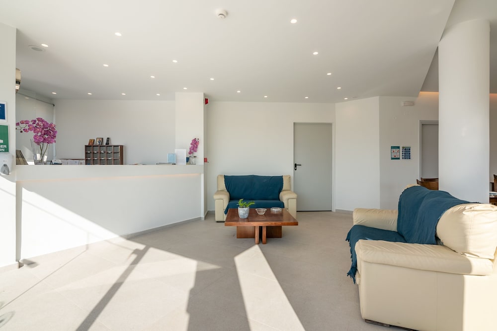 Gt Beach Hotel photo3