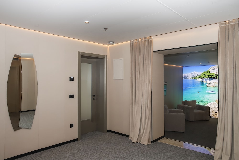 Medistone Hotel 24/50