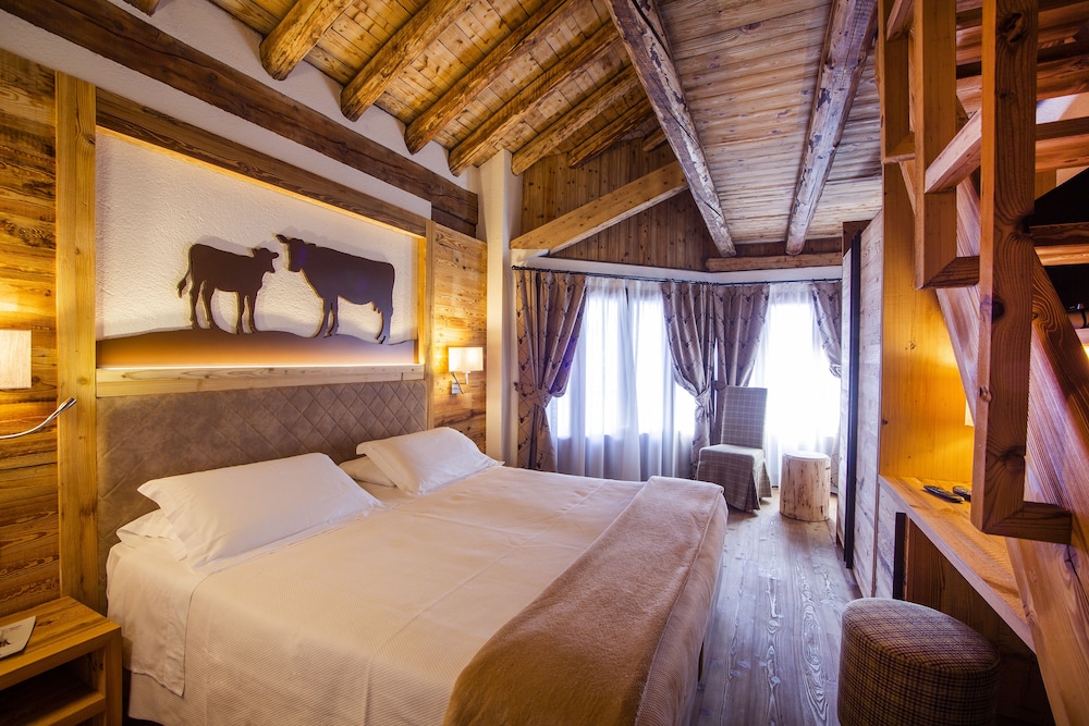 STANDARD, DOUBLE BED