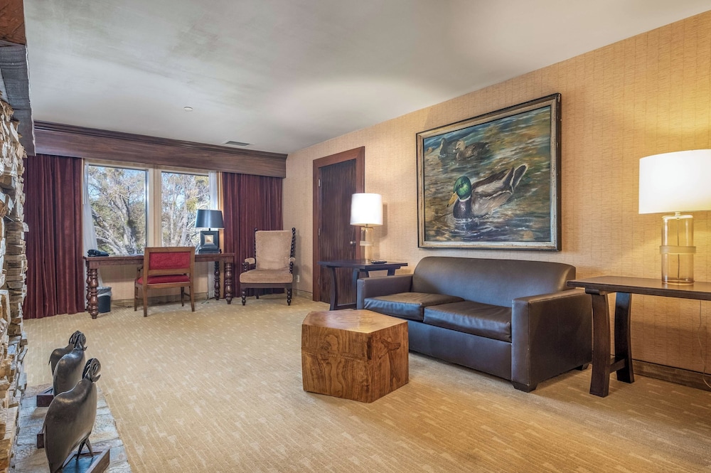 Lake Arrowhead Resort And Spa 28/49