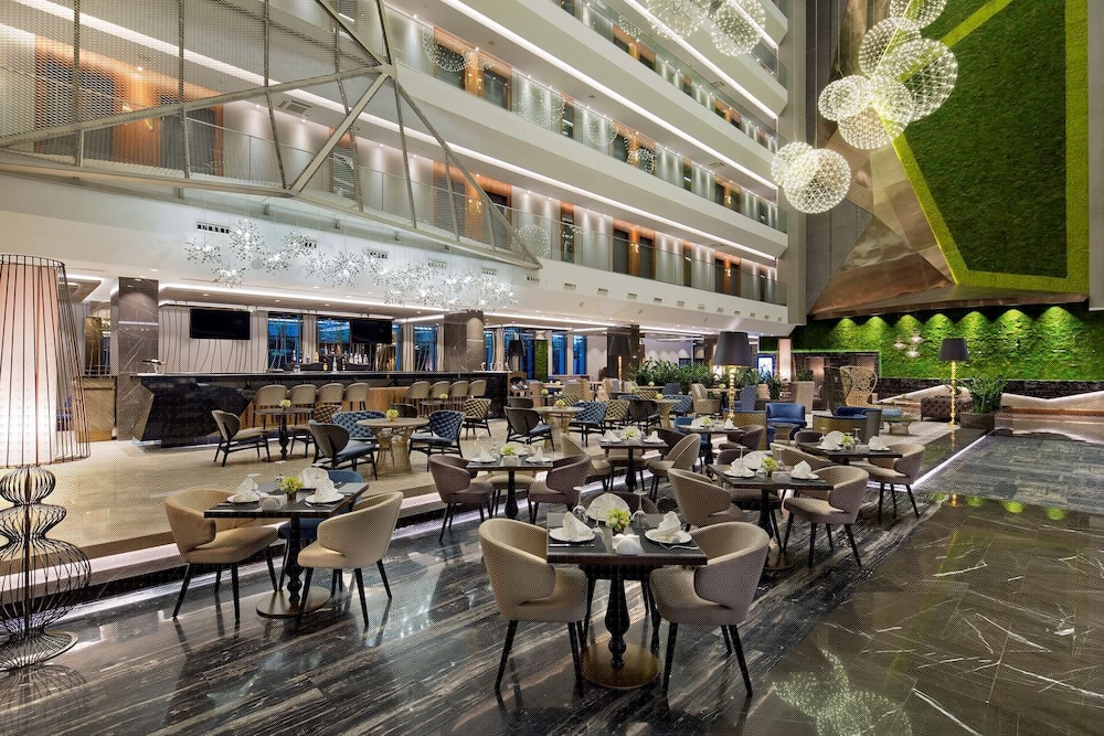 Doubletree By Hilton Istanbul Piyalepasa 63/82