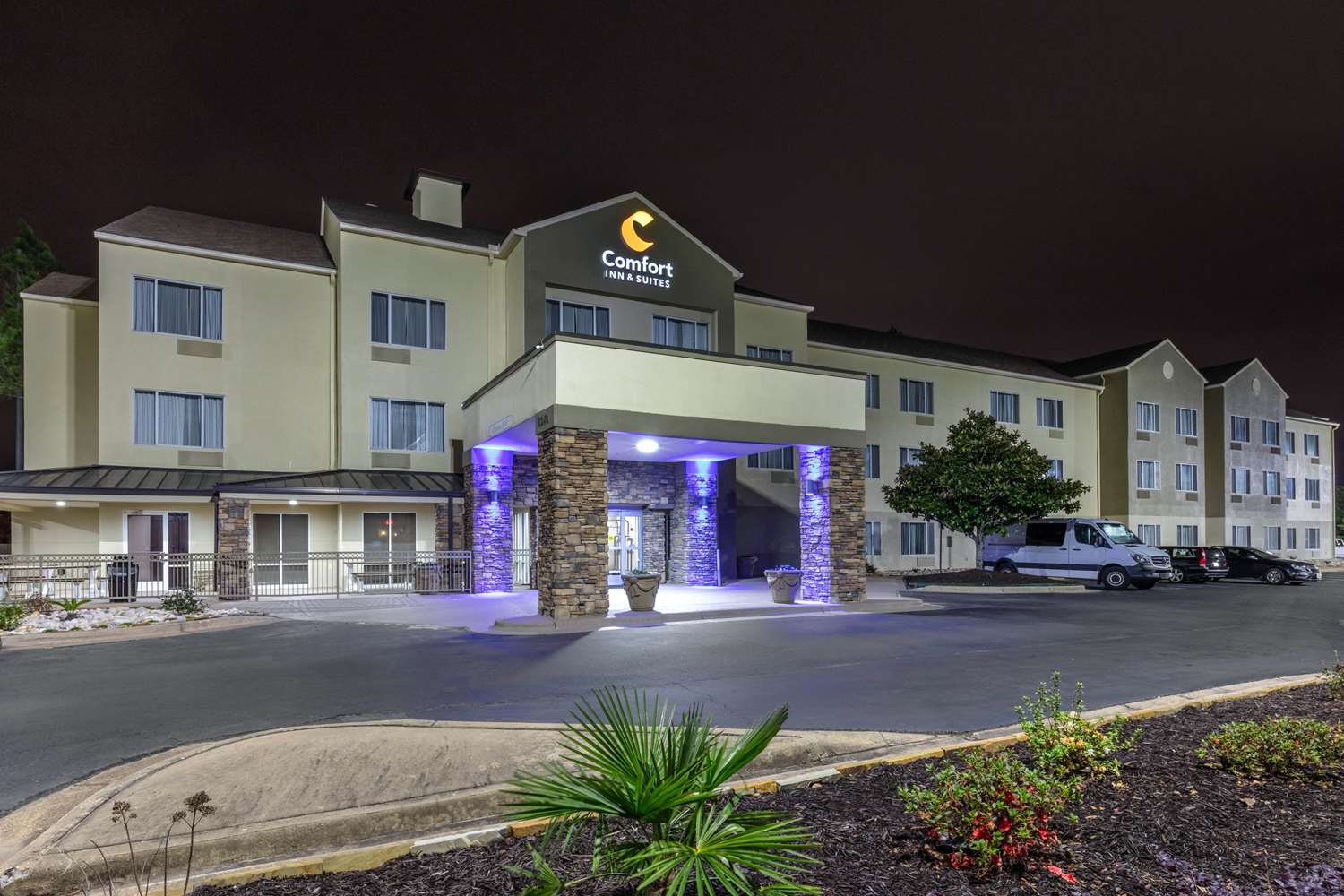 Comfort Inn and Suites Montgomery East Carmichael Rd 52/54