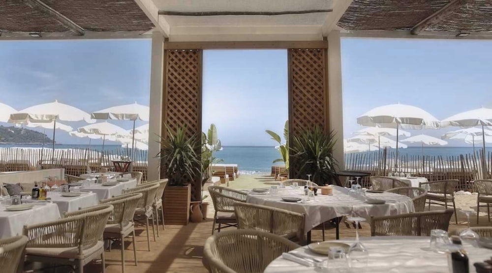 Hotel Le Roquebrune 32/50