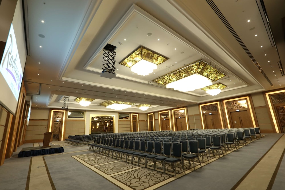 RADISSON BLU HOTEL ISTANBUL SISLI in ISTANBUL