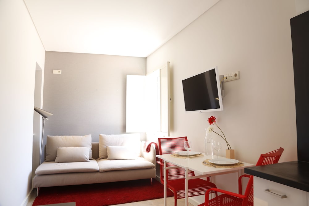 Ribeira Cinema Apartments 12/33