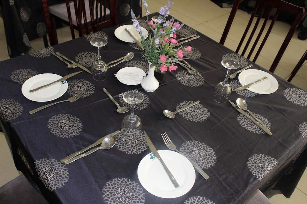Barcelona Hotels Abuja 40/50