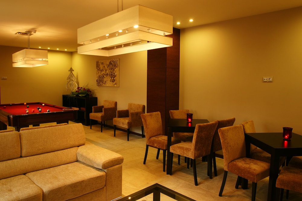 Your Hotel And Spa 25/34
