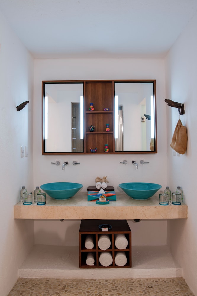 Mahekal Beach Resort 24/48