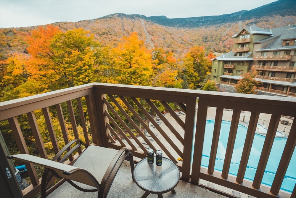 The Lodge At Spruce Peak 18/83