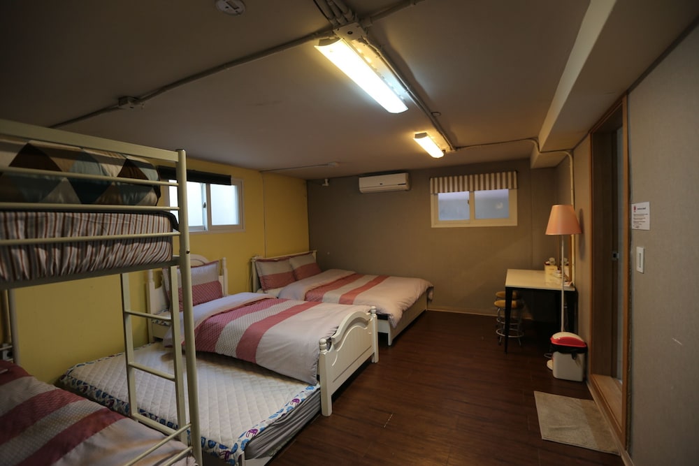 Hongdae Style Guesthouse 48/70