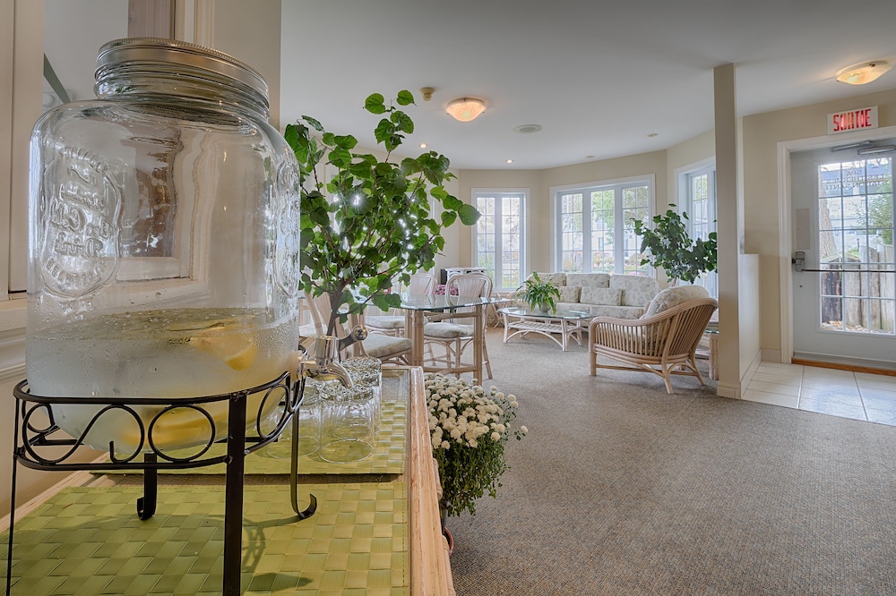 Auberge Handfield 22/50