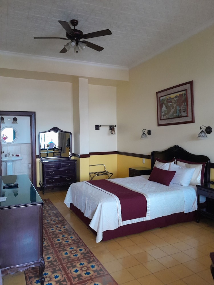 PANORAMIC, UPSTAIRS, DOUBLE BED