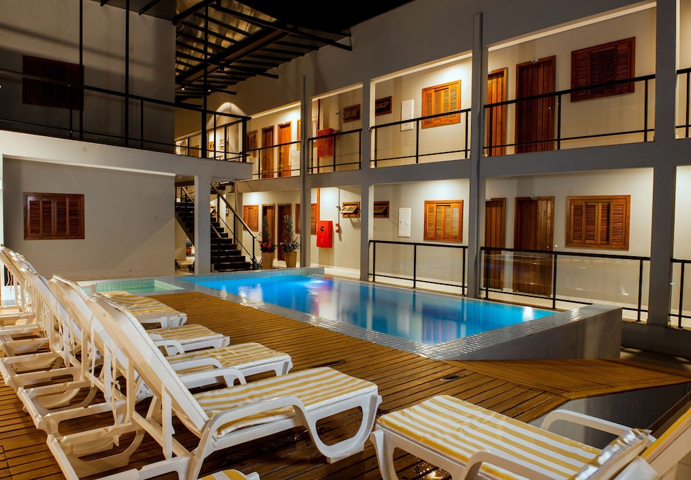 Clh Suites Bonito 32/50