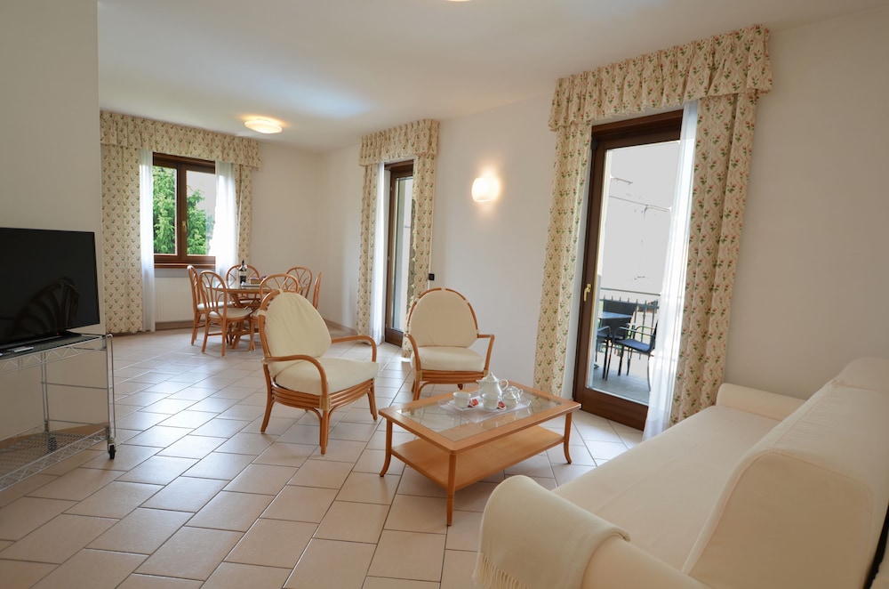 Residence Alle Palme 24/50