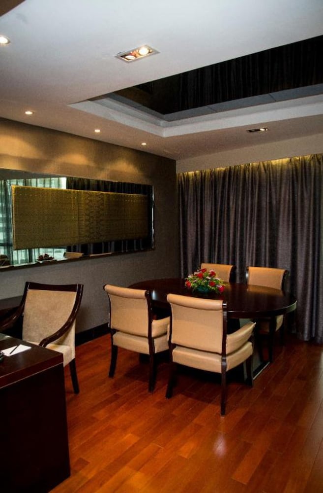 Ming Garden Hotel And Residences 50/69